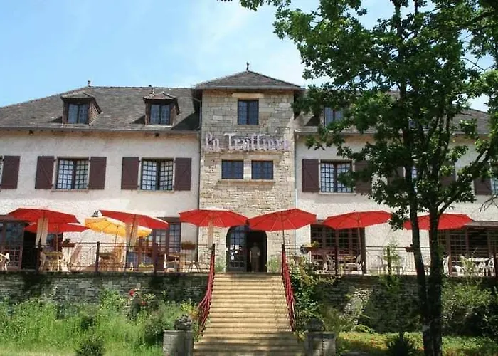 特鲁费埃尔酒店 2* Gignac (Lot)