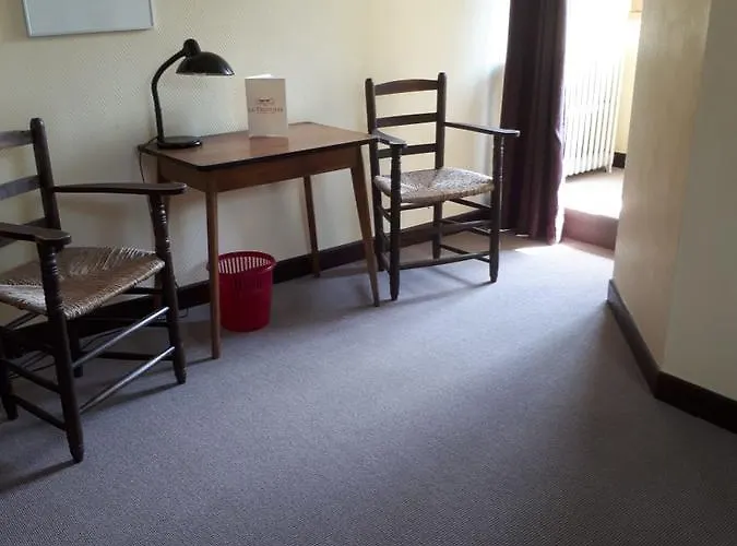 特鲁费埃尔酒店 Gignac (Lot)