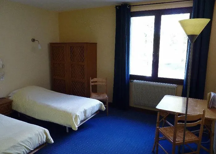 特鲁费埃尔酒店 酒店 2*